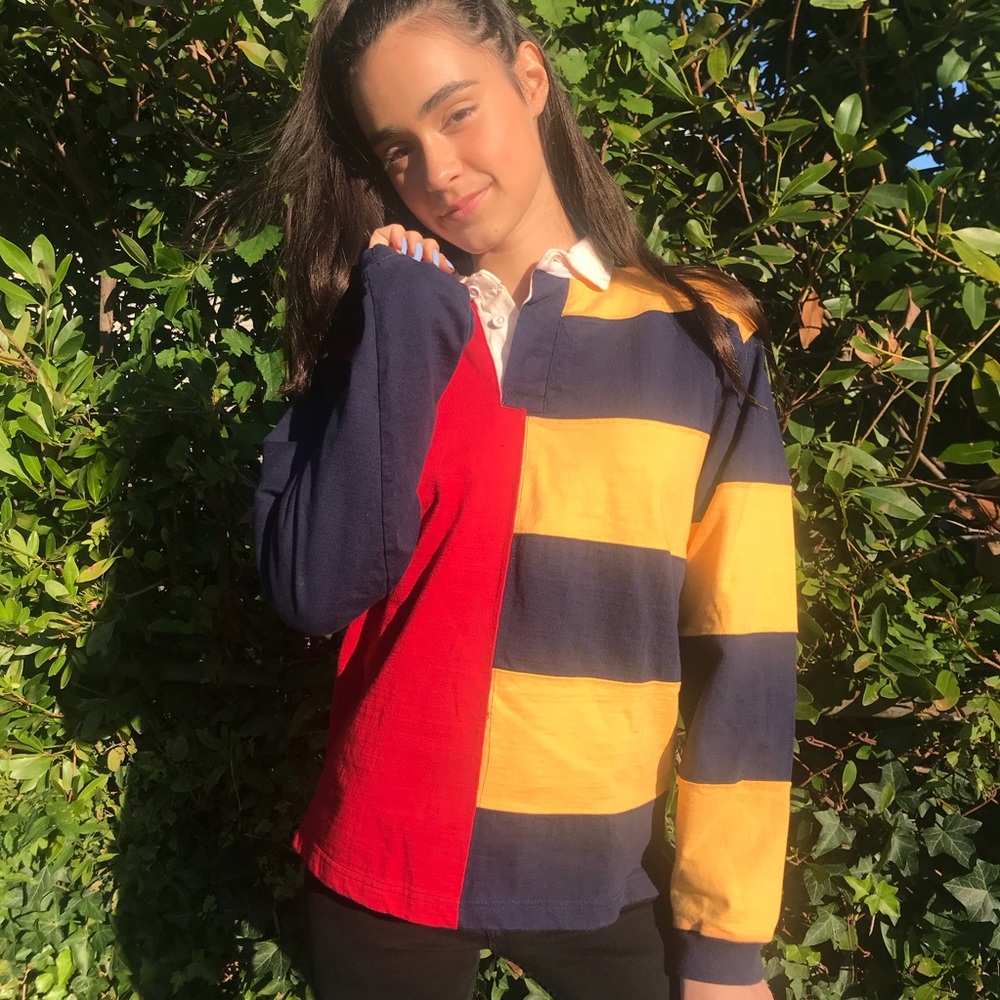 primary ❤️💛💙 colorblocked pullover